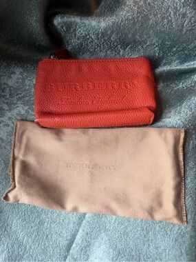 Burberry pebbled leather cosmetic pouch/wallet